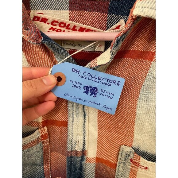 NWT Dr. Collectors Hollywood Teddy Forever Button Front Shirt in Faded Indigo S - Picture 6 of 6